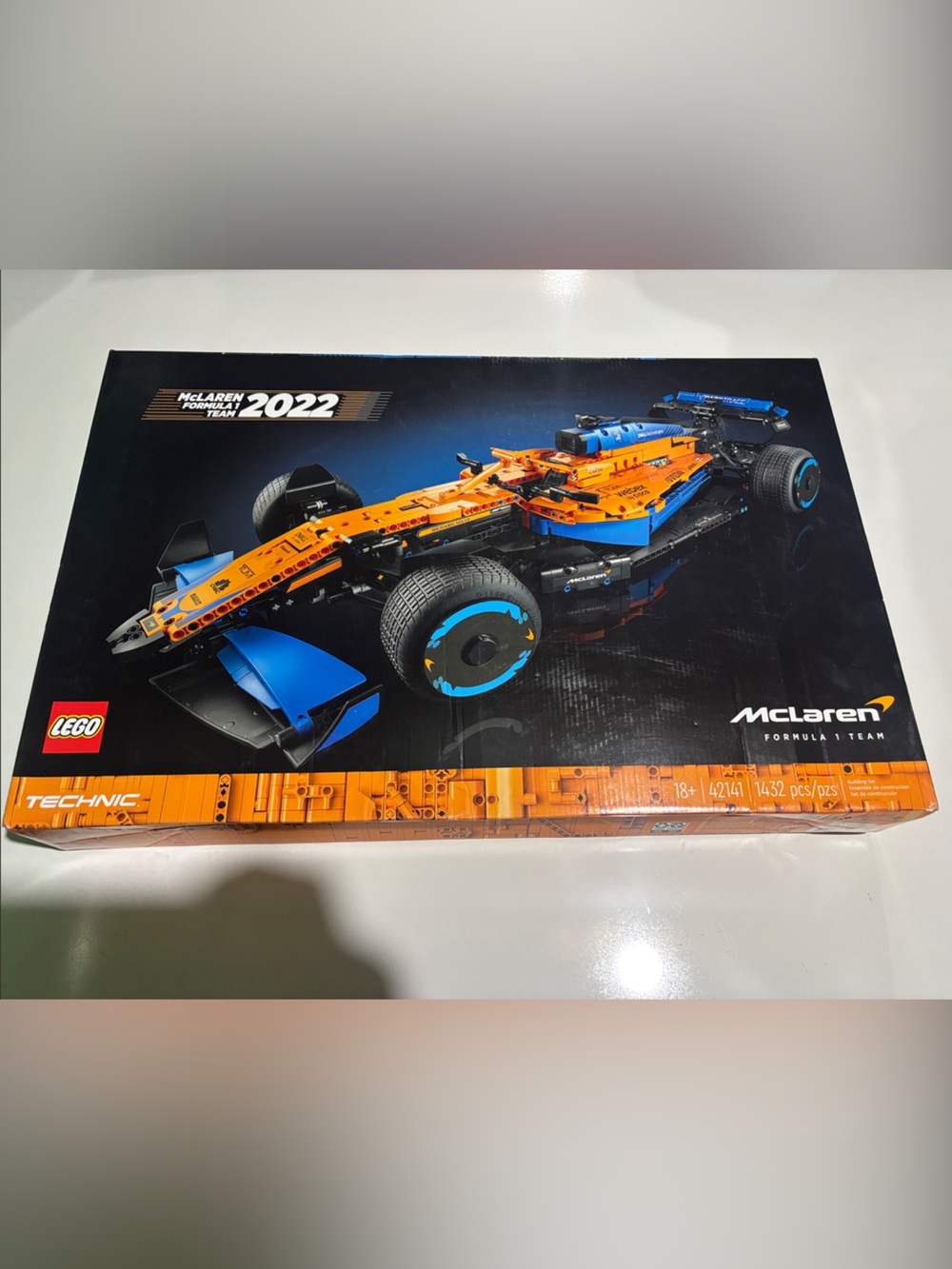 Lego McLaren 2022 Technic Race Car - Orange Blue